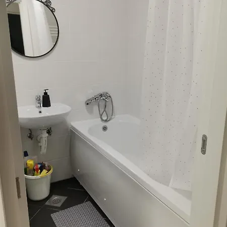 Sweet Apartment Near The City Centar With Garage Белград Екстериор снимка