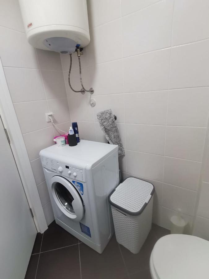 Sweet Near The Centar With Garage Apartment